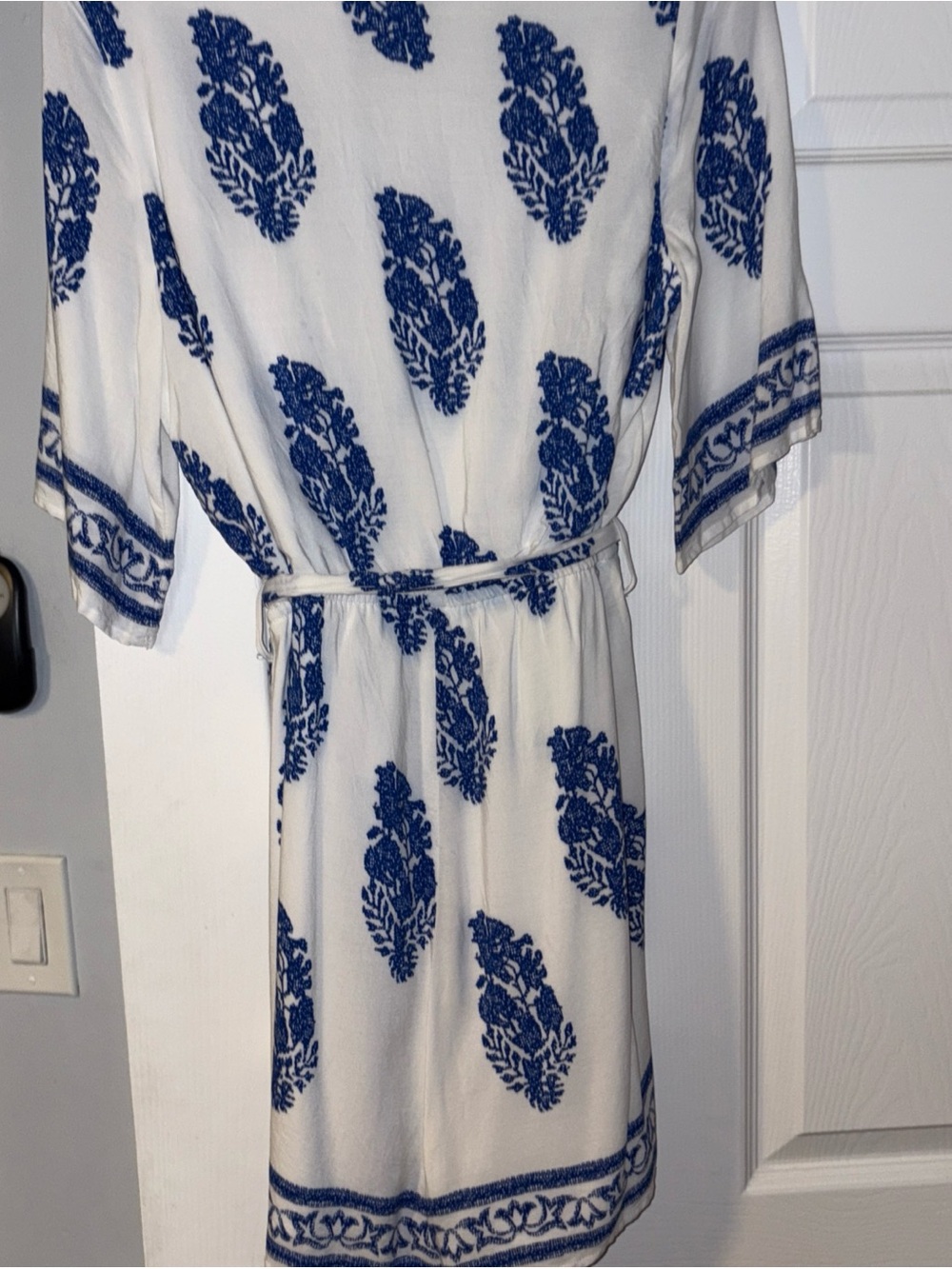 Cupshe White & Blue Floral shorts romper - Picture 8 of 8